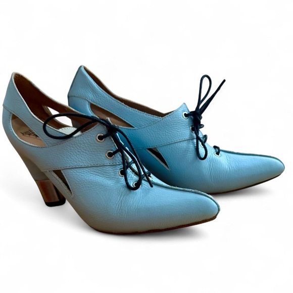 Baby Blue John Fluevog Pegasi Light Size 6 - Picture 2 of 13